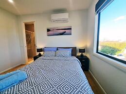 Rosie Townhouse - Modern and Comfortable Home