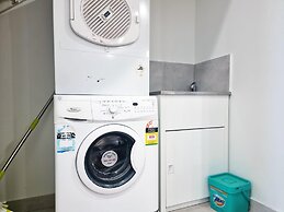 Rosie Townhouse - Modern and Comfortable Home