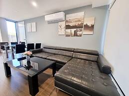 Brand new House - Modern Home in Great Location