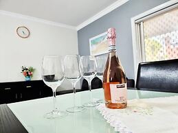 Rosie House - Spacious Comfortable Home