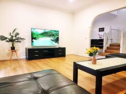 Rosie House - Spacious Comfortable Home