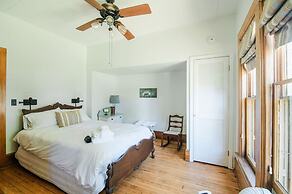 Bridgewalk Estate a Wanderlust Abodes Property