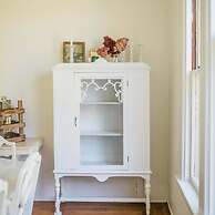 Bridgewalk Estate a Wanderlust Abodes Property