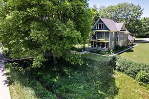 Bridgewalk Estate a Wanderlust Abodes Property