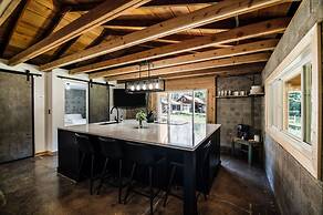 The Cottage a Wanderlust Abodes Property