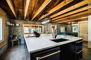 The Cottage a Wanderlust Abodes Property