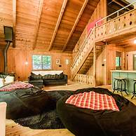 Northern Nights Chalet by Wanderlust Abodes