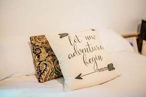 Northern Nights Chalet by Wanderlust Abodes