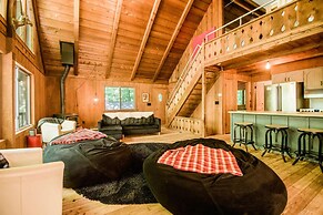 Northern Nights Chalet by Wanderlust Abodes