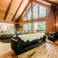 Northern Nights Chalet by Wanderlust Abodes