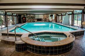 Northern Nights Chalet by Wanderlust Abodes