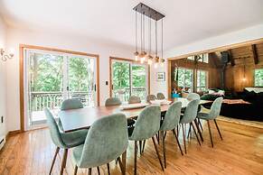 Northern Nights Chalet by Wanderlust Abodes