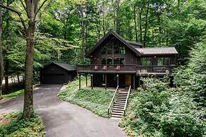 Northern Nights Chalet by Wanderlust Abodes