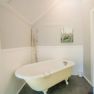 Mahaney Suite BW Boutique Hotel