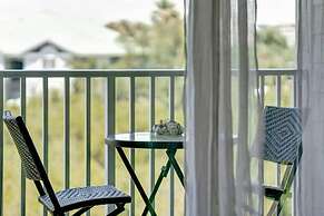 Sunset on the Bay Designer Condo Private Balcony