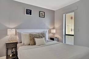 Sunset on the Bay Designer Condo Private Balcony