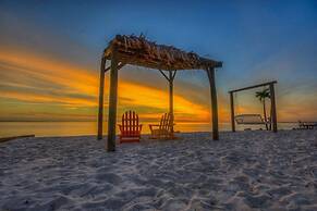 Sunset on the Bay Designer Condo Private Balcony