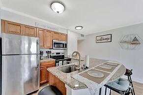 Sunset on the Bay Designer Condo Private Balcony