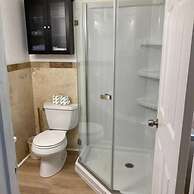 The Seashell Suite w Private Balcony Walk 2 Beach