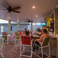 The Hemingway 2bd Tropical Elegance on the Water