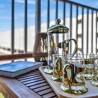 The Hemingway 2bd Tropical Elegance on the Water