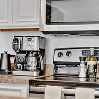 The Hemingway 2bd Tropical Elegance on the Water