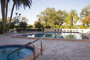 Cove Cay 2bd - 5 Star Amenities on the Golf Course