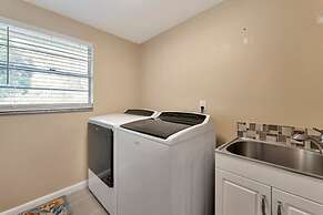 The Tarpon Treasure - Family Home 5 Mins to Beach