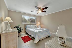 The Tarpon Treasure - Family Home 5 Mins to Beach