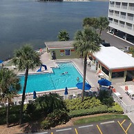 The Palm Exclusive Tropical Luxury on the Water