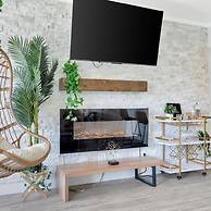 The Palm Exclusive Tropical Luxury on the Water