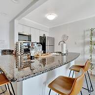 The Palm Exclusive Tropical Luxury on the Water