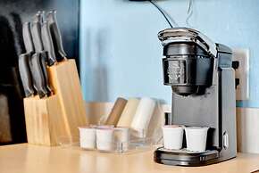 Serenity on the Sea Luxury Condo w Prvt Balcony