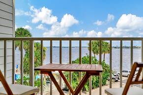 Serenity on the Sea Luxury Condo w Prvt Balcony