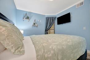 Serenity on the Sea Luxury Condo w Prvt Balcony