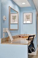 Serenity on the Sea Luxury Condo w Prvt Balcony