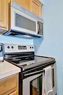 Serenity on the Sea Luxury Condo w Prvt Balcony