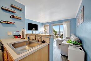 Serenity on the Sea Luxury Condo w Prvt Balcony