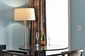 Serenity on the Sea Luxury Condo w Prvt Balcony