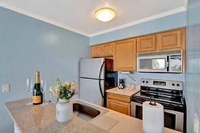 Serenity on the Sea Luxury Condo w Prvt Balcony