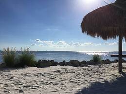 Serenity on the Sea Luxury Condo w Prvt Balcony