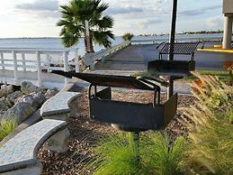 Serenity on the Sea Luxury Condo w Prvt Balcony