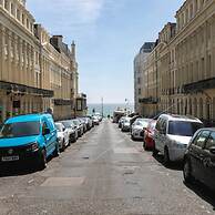 Short Walk to I360 and Beach 5 Condo With Patio