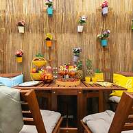 Short Walk to I360 and Beach 5 Condo With Patio