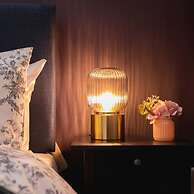 Short Walk to I360 and Beach 5 Condo With Patio