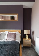 Designer Retreat 5 Location Balcony Parking