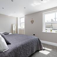 Comfy 5 Location Few Steps From BA I360