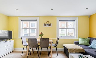 Comfy 5 Location Few Steps From BA I360