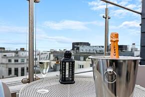 The Lanes Gem Penthouse Rooftop Terrace Sea View