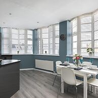 Modern Comfy 1min Walk Away From Royal Pavilion